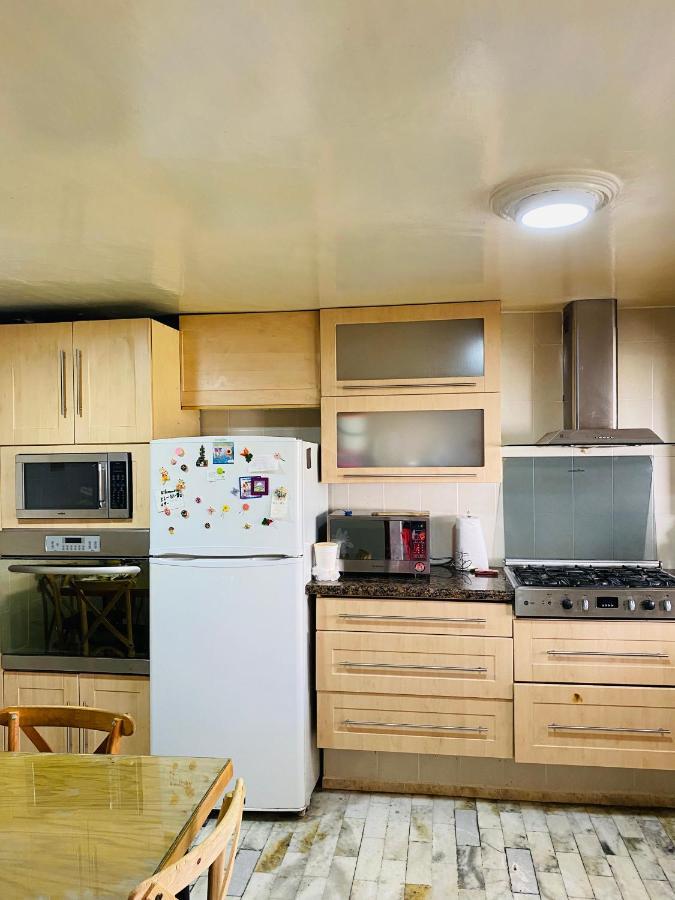 Hostal Guadalajara Cosmopolitan Providencia ภายนอก รูปภาพ